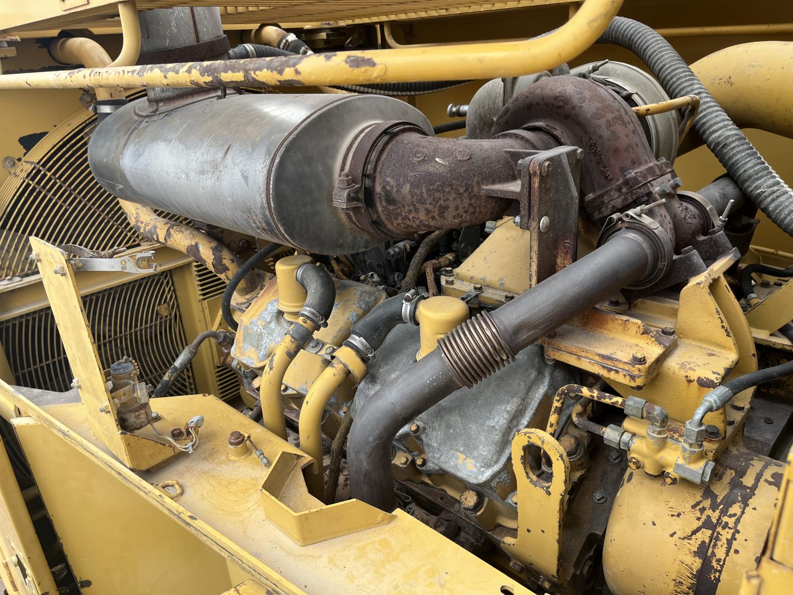 ./imagenes/INVOICE/2019/17401/CATERPILLAR 988F II (11).JPG